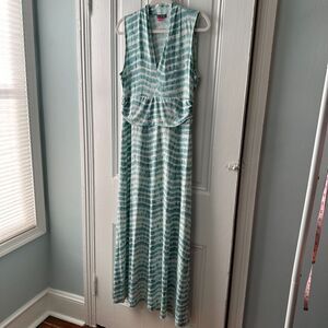 Vince Camuto Maxi Dress Womens Large White Blue Tie Dye Sleeveless V Neck Flowy